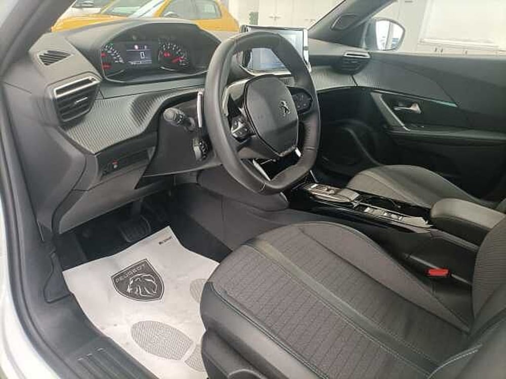 Peugeot 2008 usata a Venezia (12)