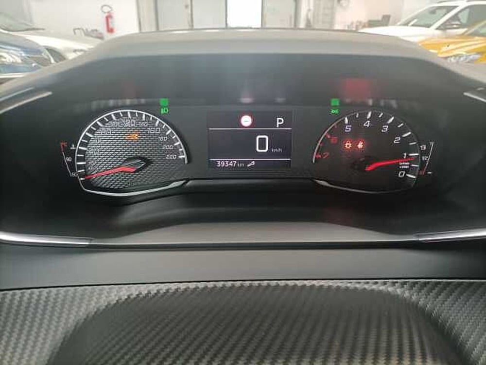 Peugeot 2008 usata a Venezia (9)