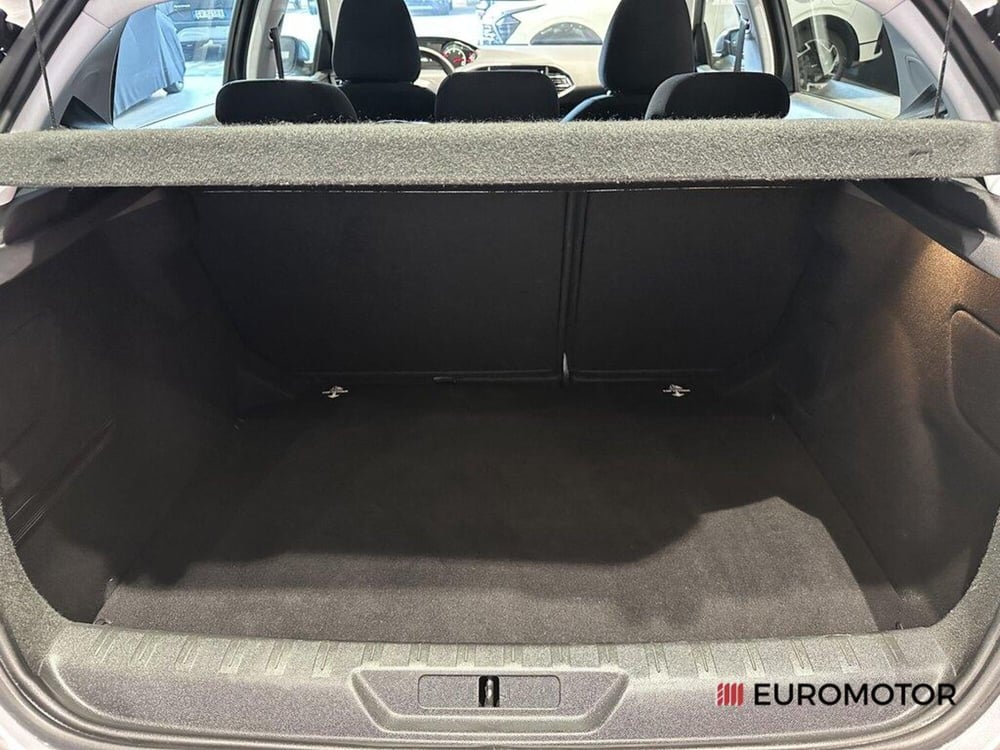 Peugeot 308 usata a Bari (10)