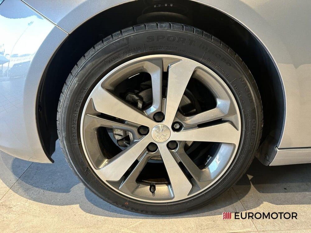 Peugeot 308 usata a Bari (13)