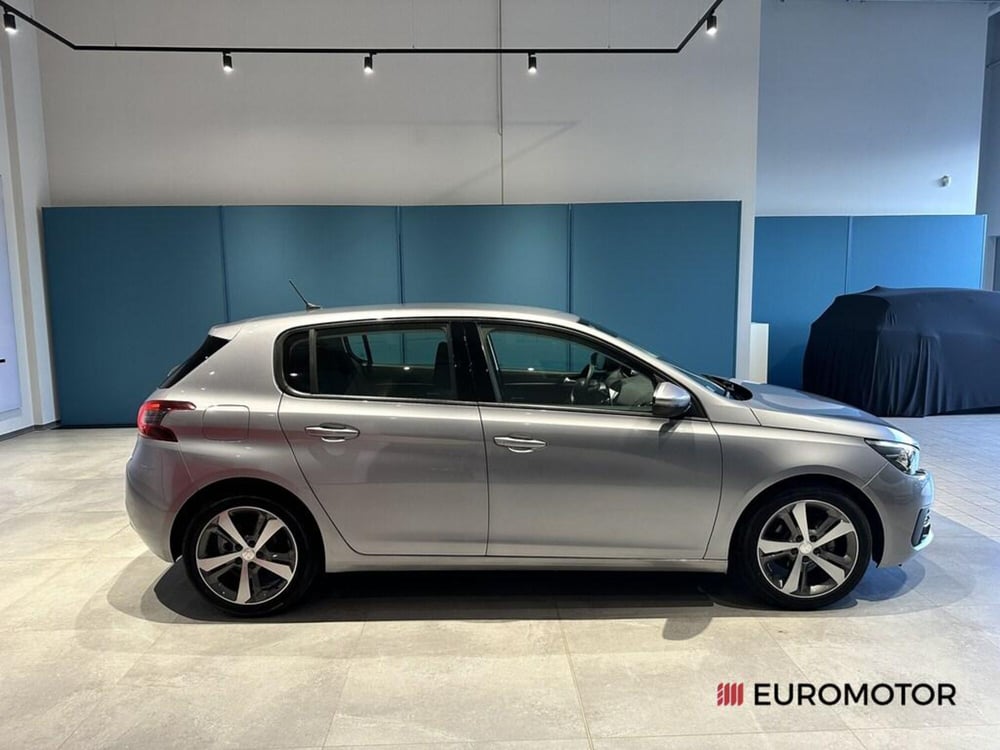 Peugeot 308 usata a Bari (4)