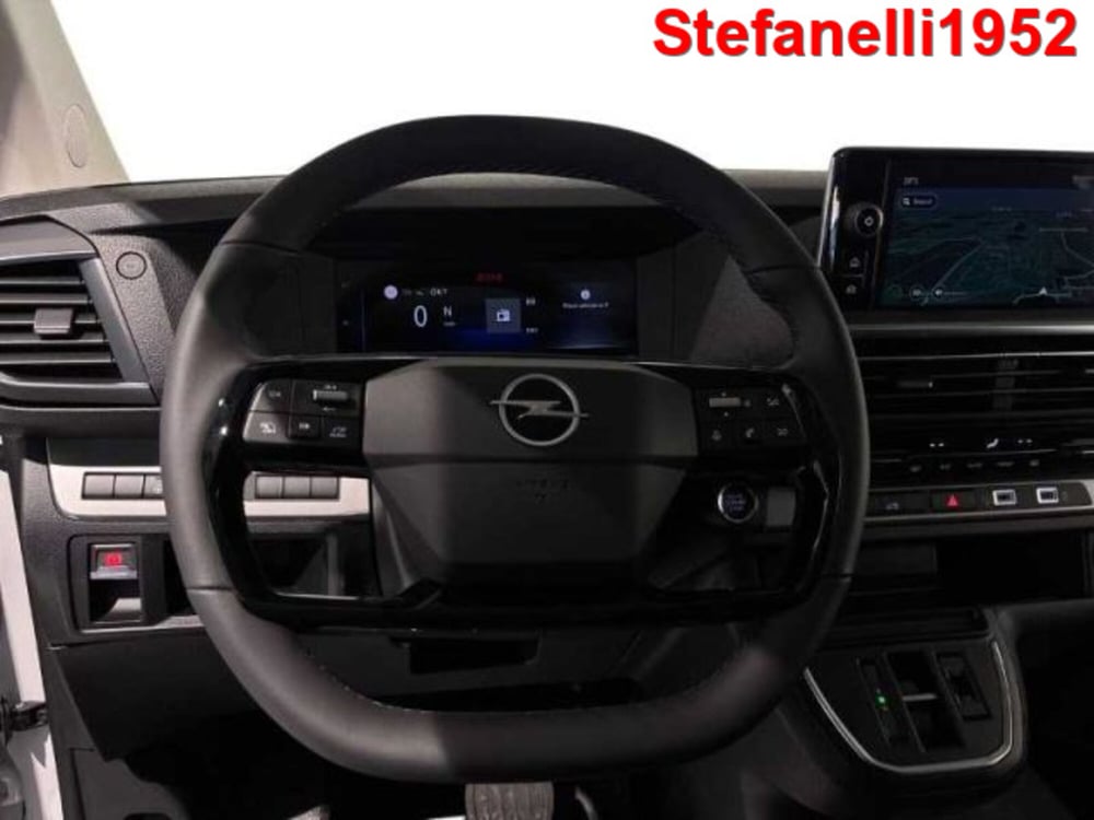 Opel Vivaro Furgone nuova a Bologna (14)