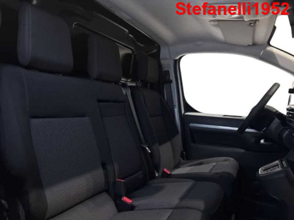 Opel Vivaro Furgone nuova a Bologna (16)