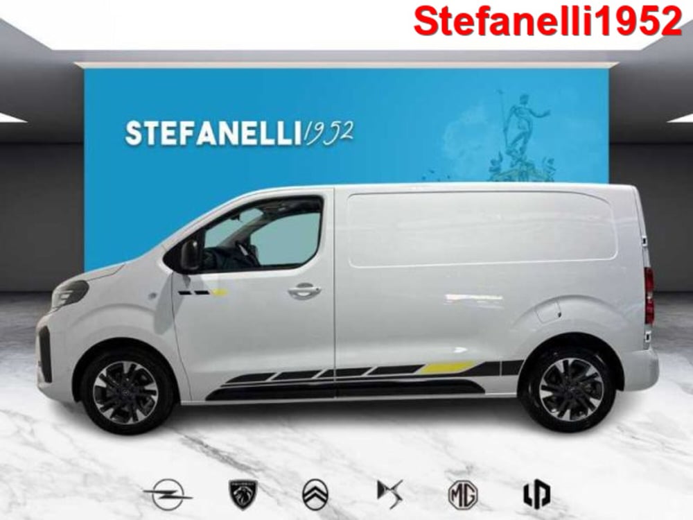 Opel Vivaro Furgone nuova a Bologna (3)