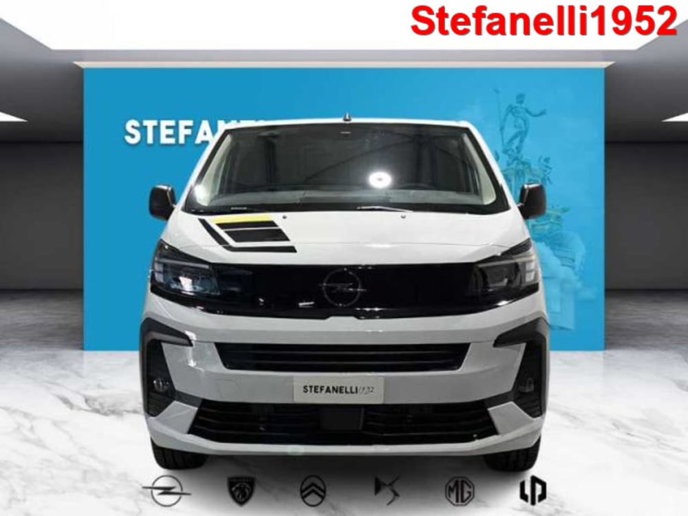 Opel Vivaro Furgone nuova a Bologna (4)