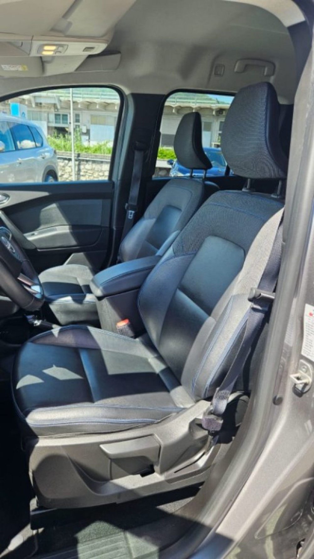 Nissan Townstar usata a Lucca (12)