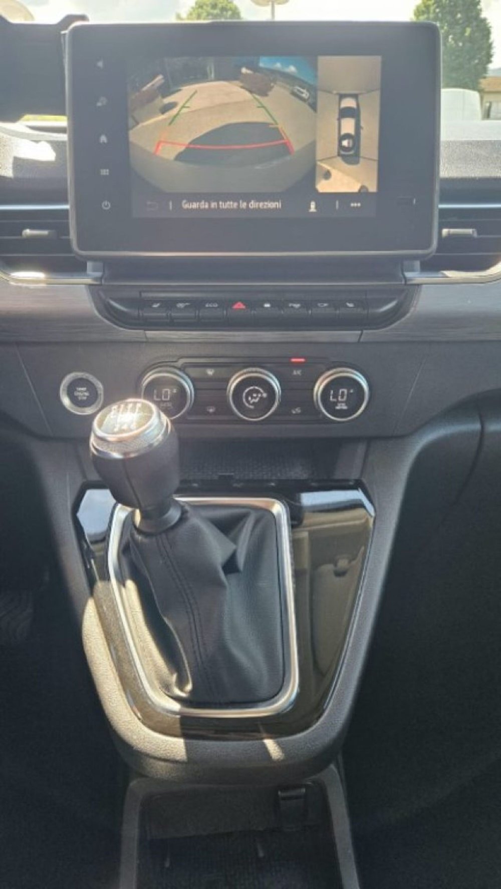 Nissan Townstar usata a Lucca (16)