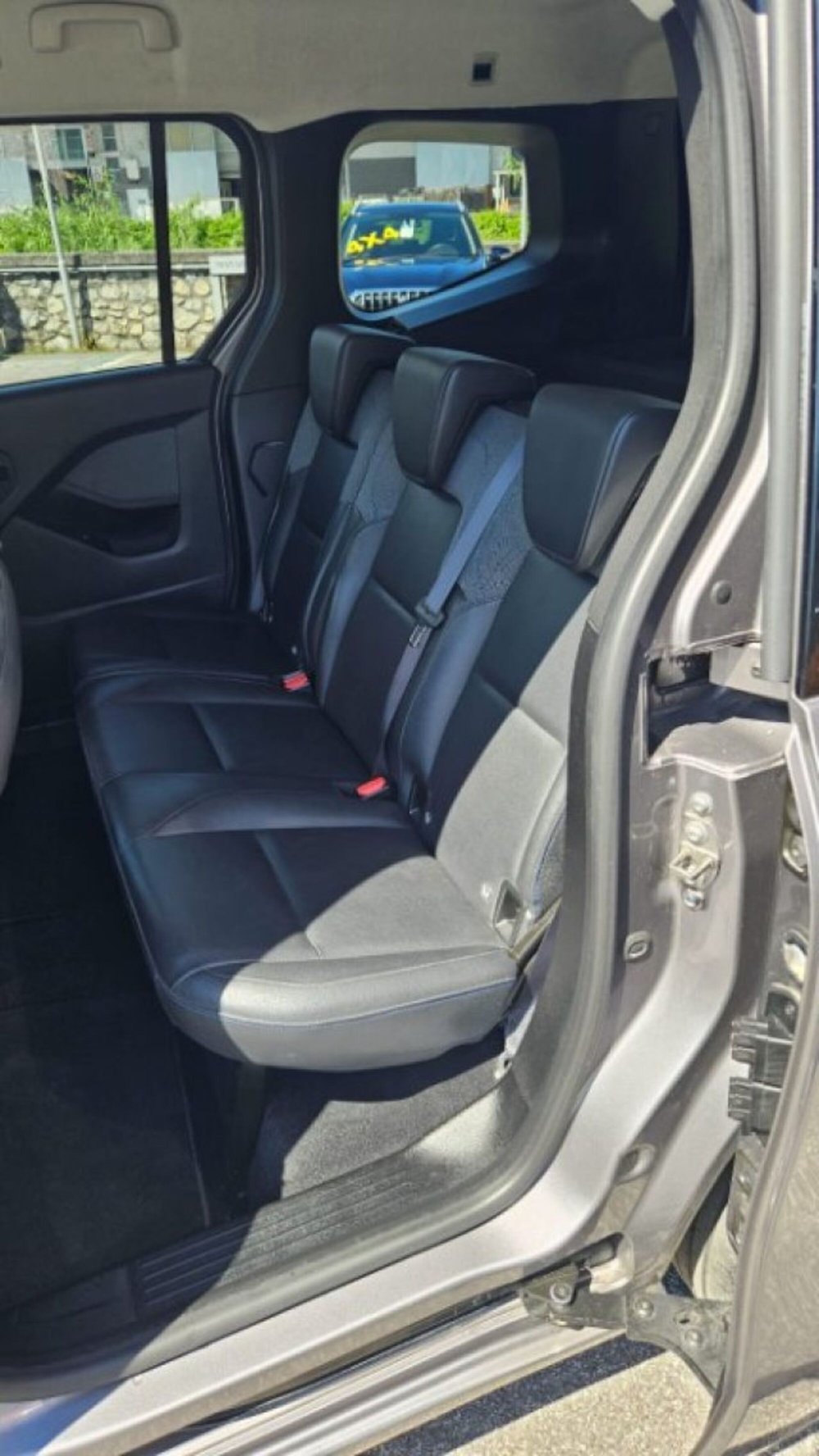 Nissan Townstar usata a Lucca (20)
