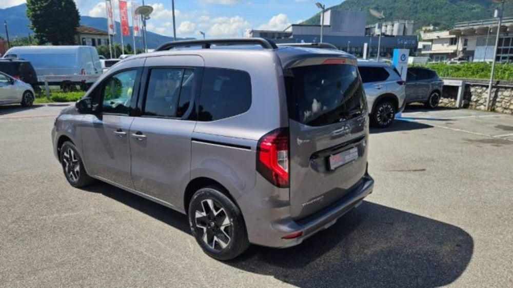 Nissan Townstar usata a Lucca (7)