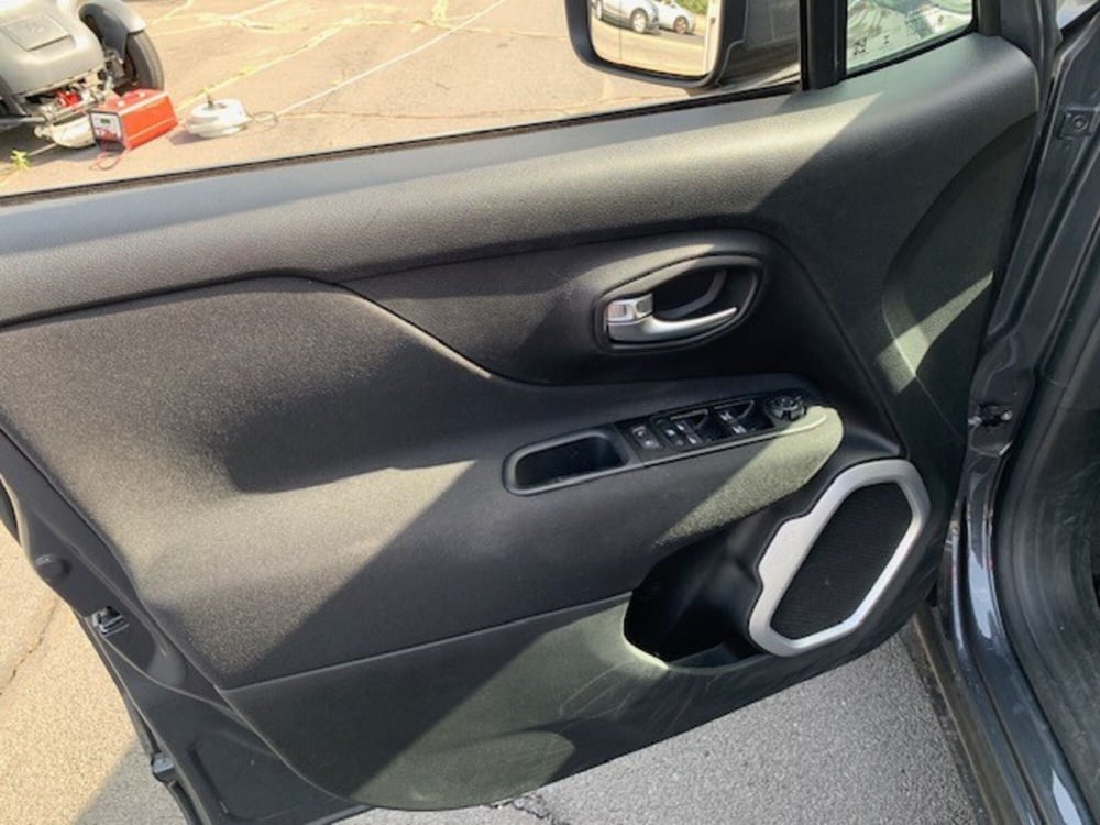 Jeep Renegade usata a Catania (11)