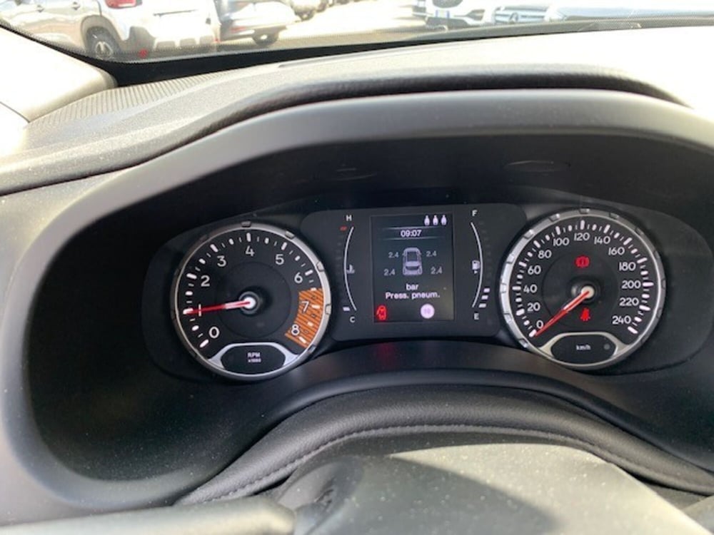Jeep Renegade usata a Catania (15)