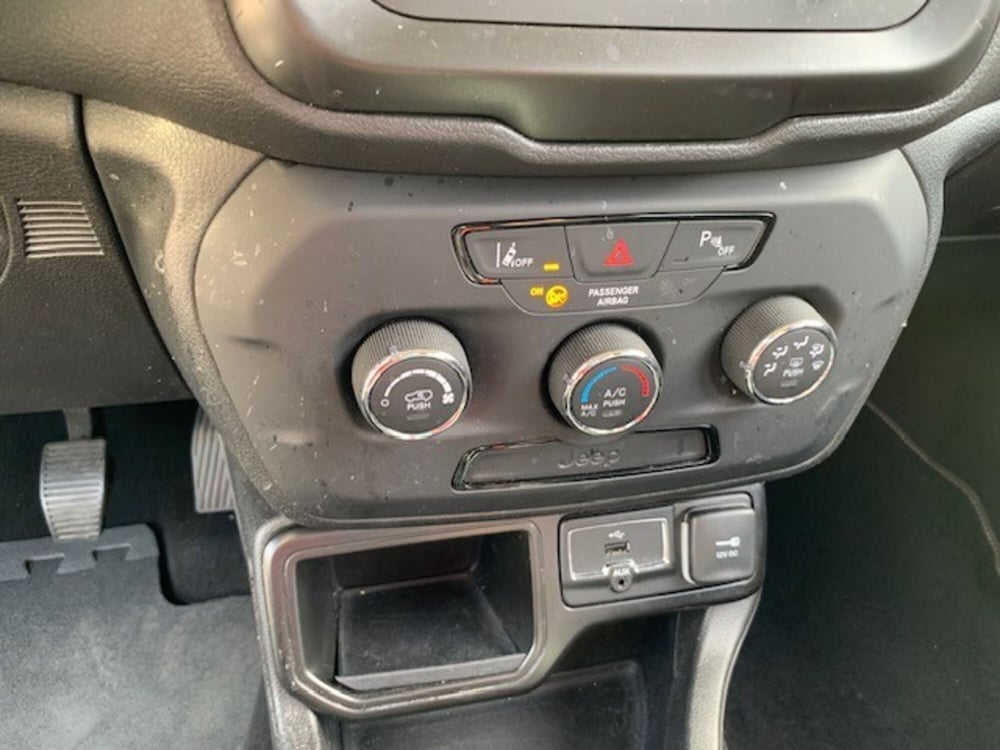 Jeep Renegade usata a Catania (17)
