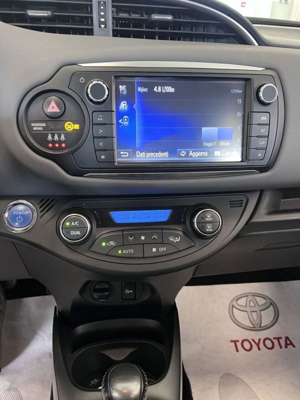 Toyota Yaris usata a Prato (12)