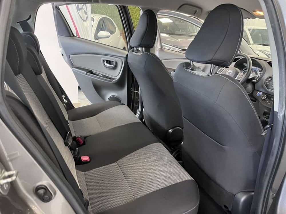 Toyota Yaris usata a Prato (9)