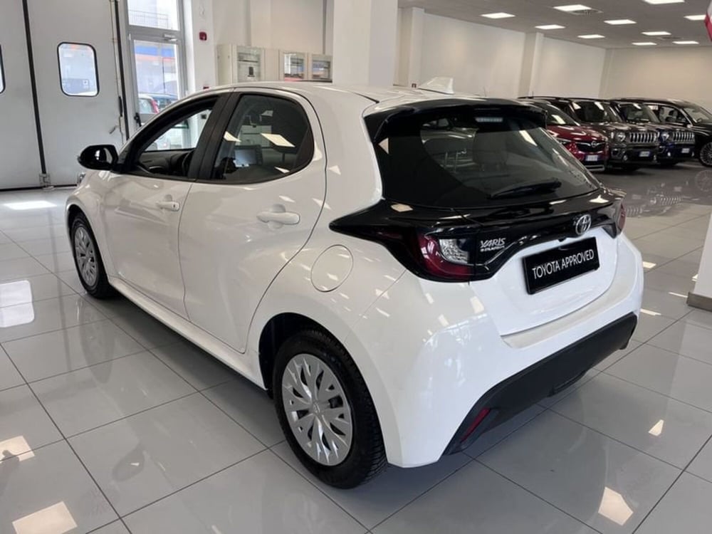 Toyota Yaris usata a Prato (4)