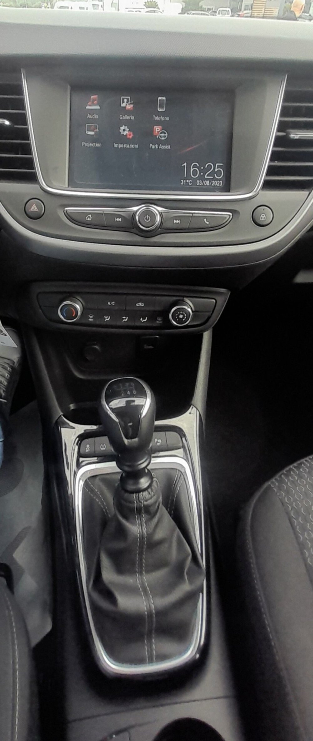 Opel Crossland X usata a Cosenza (11)