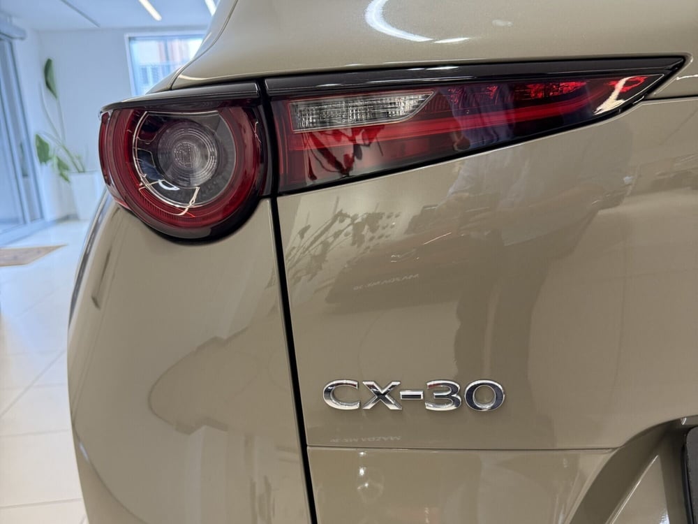 Mazda CX-30 nuova a Napoli (10)