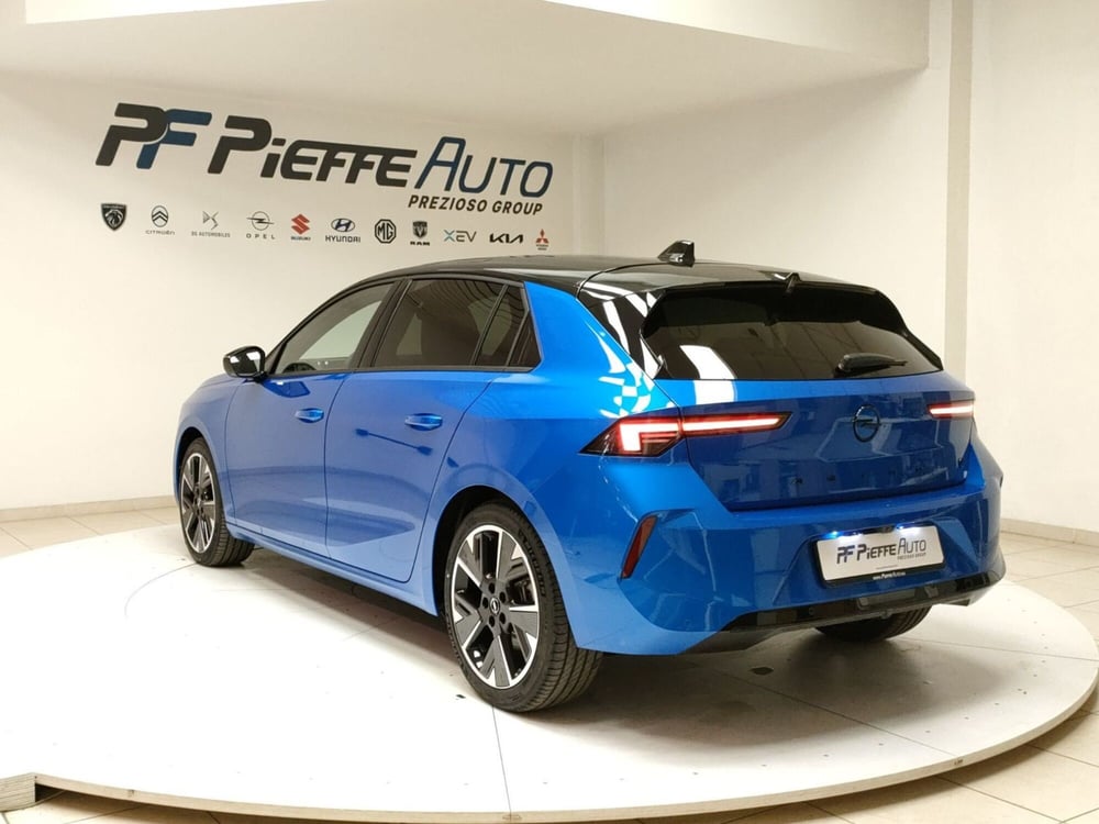 Opel Astra nuova a Teramo (3)