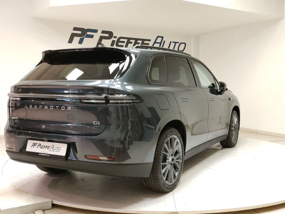 Leapmotor C10 nuova a Teramo (4)