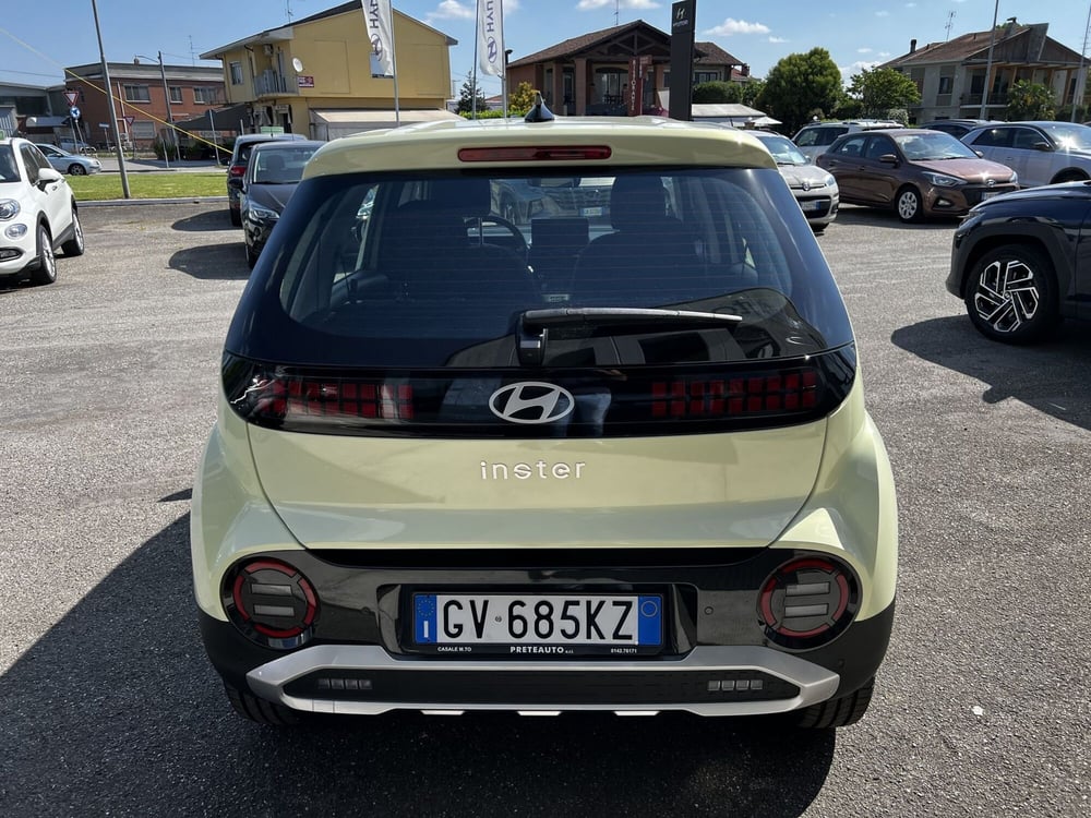 Hyundai Inster nuova a Vercelli (5)