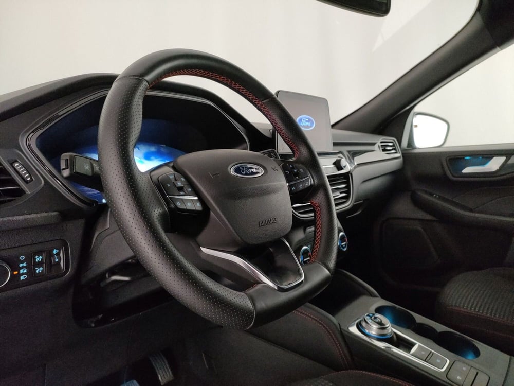 Ford Kuga usata a Roma (11)