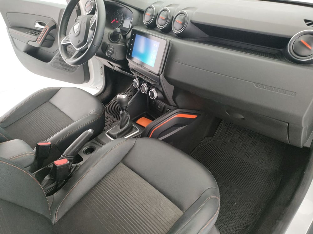 Dacia Duster usata a Caserta (13)