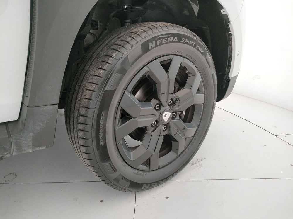 Dacia Duster usata a Caserta (15)