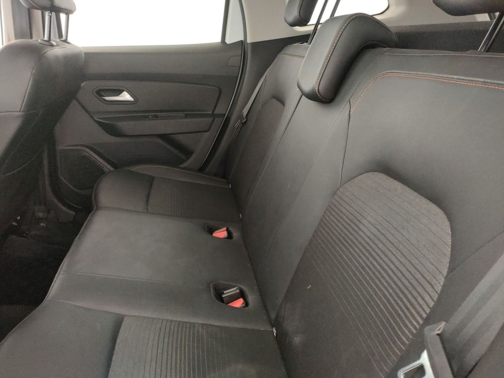 Dacia Duster usata a Caserta (17)