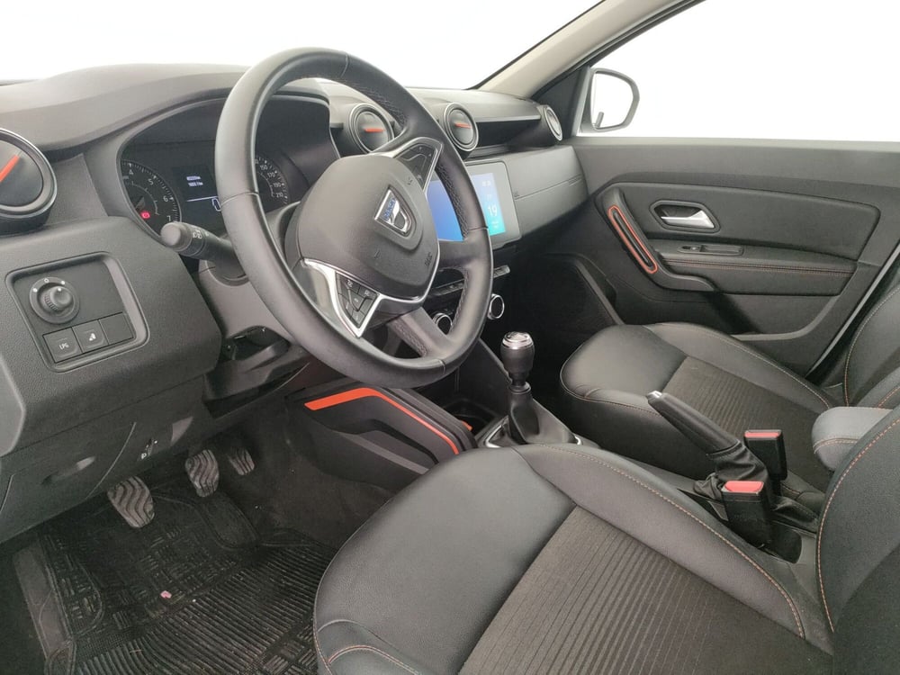 Dacia Duster usata a Caserta (19)