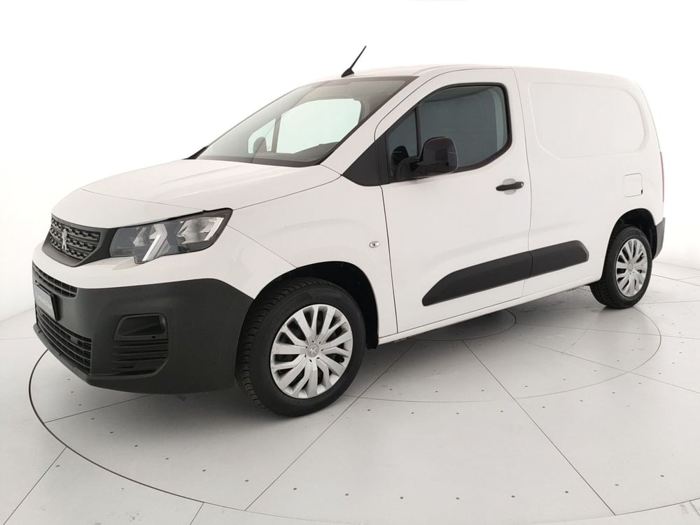 Peugeot Partner Furgone usata a Caserta