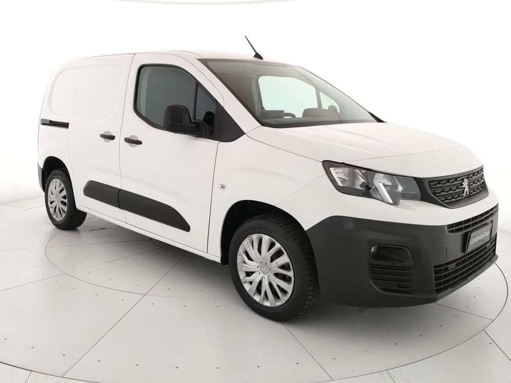 Peugeot Partner Furgone usata a Caserta (3)
