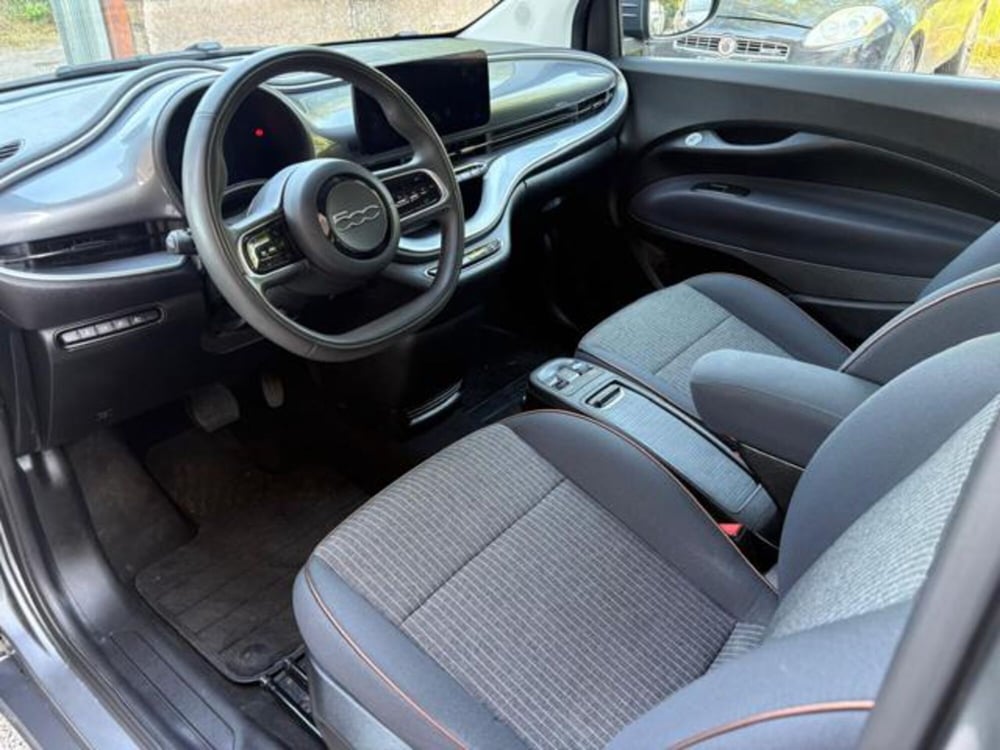 Fiat 500e usata a Roma (14)