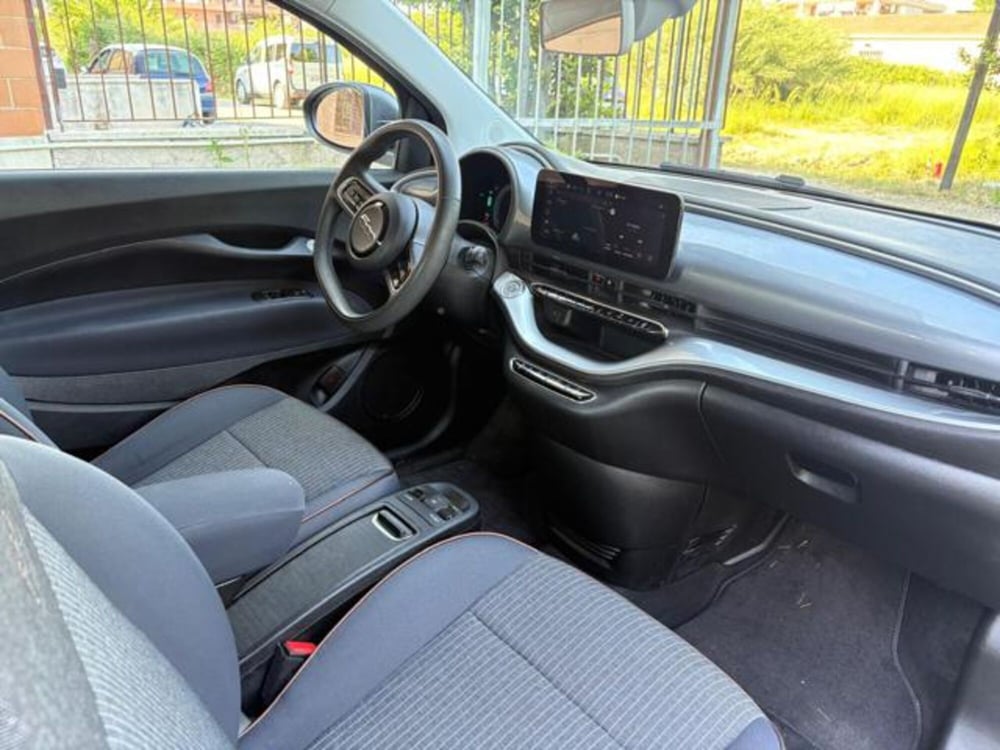 Fiat 500e usata a Roma (17)
