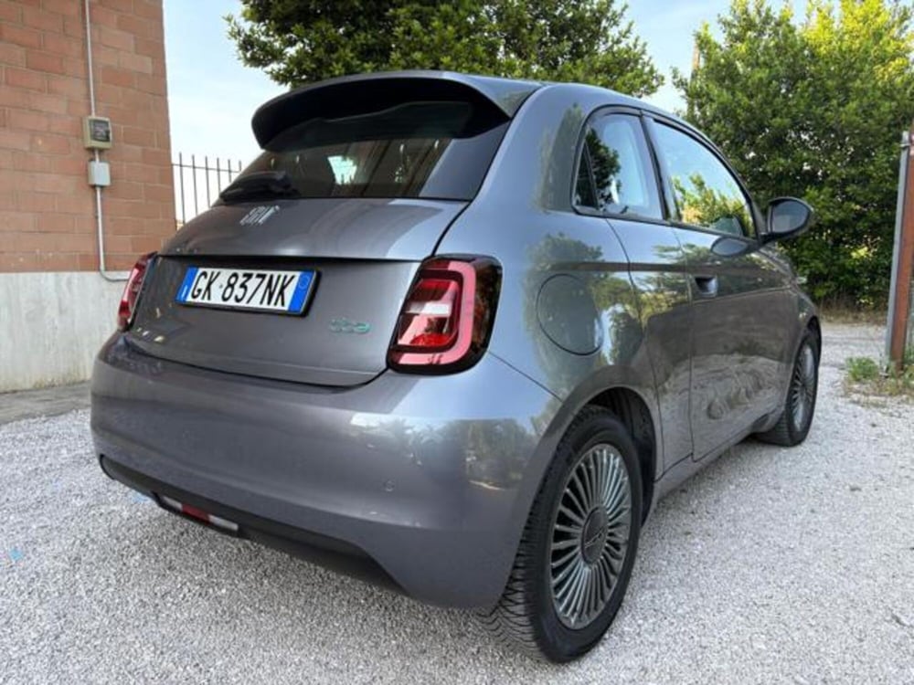 Fiat 500e usata a Roma (8)