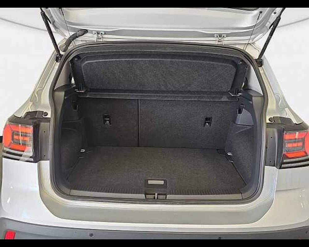 Volkswagen T-Cross usata a Roma (10)