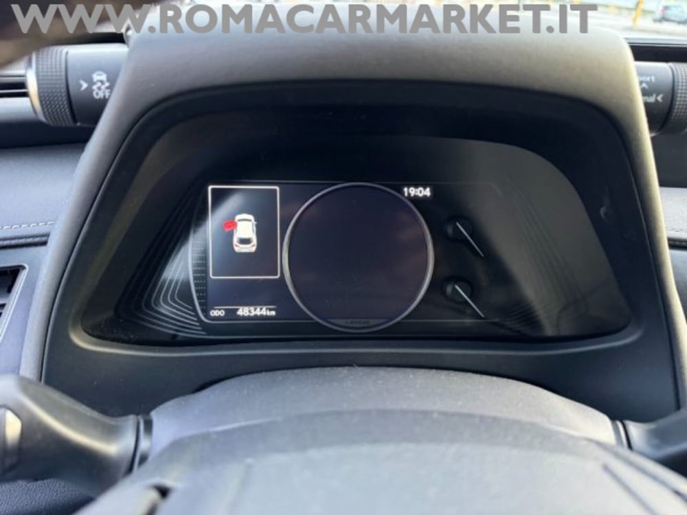 Lexus UX usata a Roma (12)