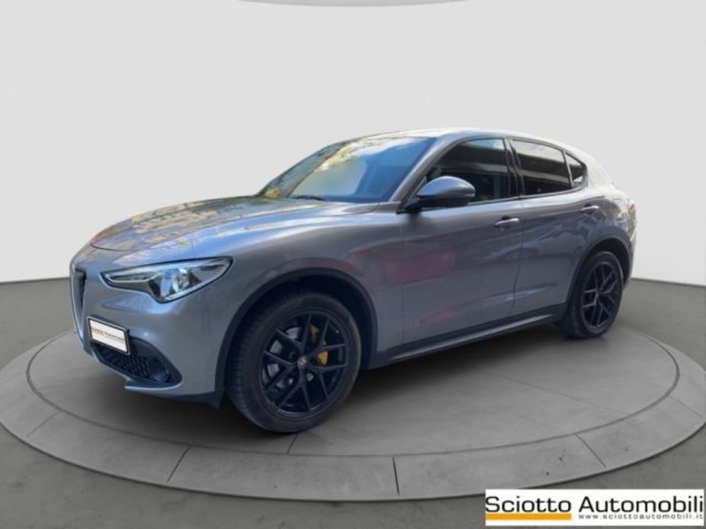 Alfa Romeo Stelvio usata a Messina (2)