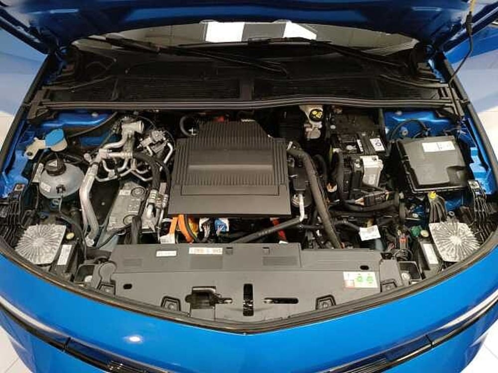 Opel Astra nuova a Teramo (10)