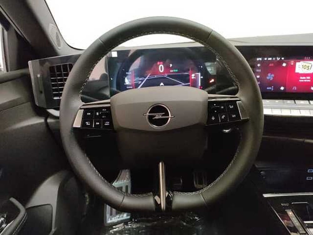 Opel Astra nuova a Teramo (17)