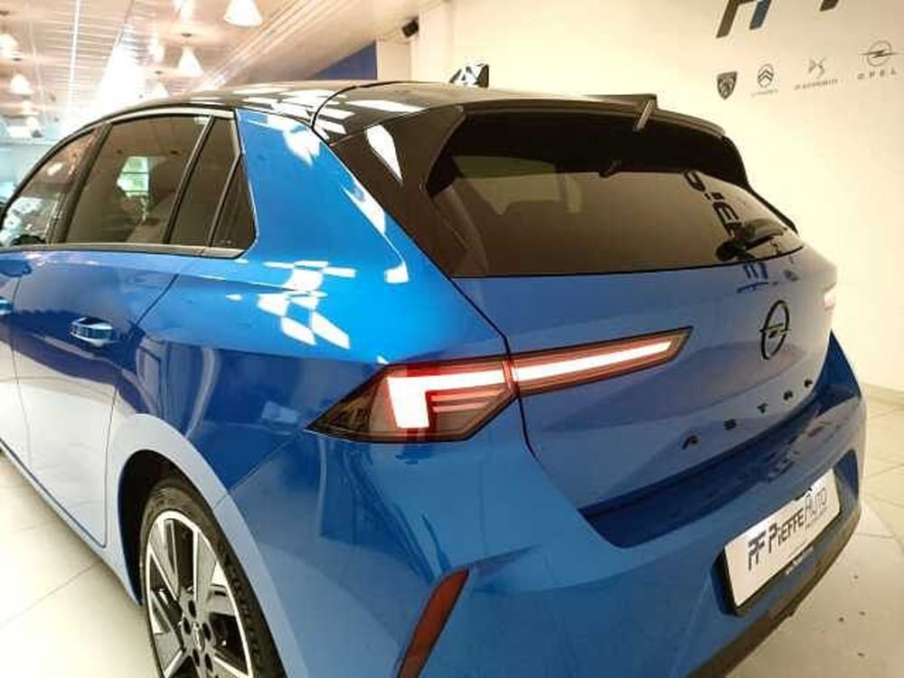 Opel Astra nuova a Teramo (9)