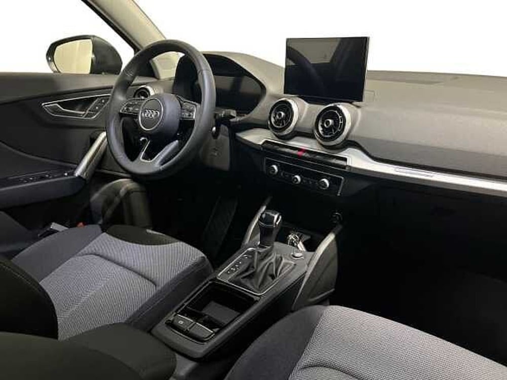 Audi Q2 usata a Catanzaro (8)