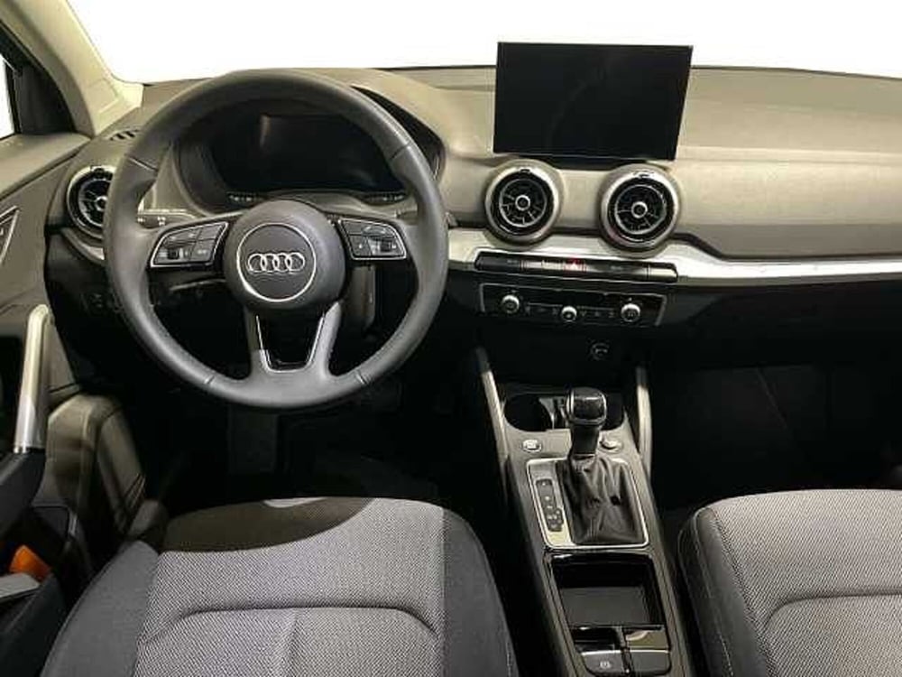 Audi Q2 usata a Catanzaro (9)