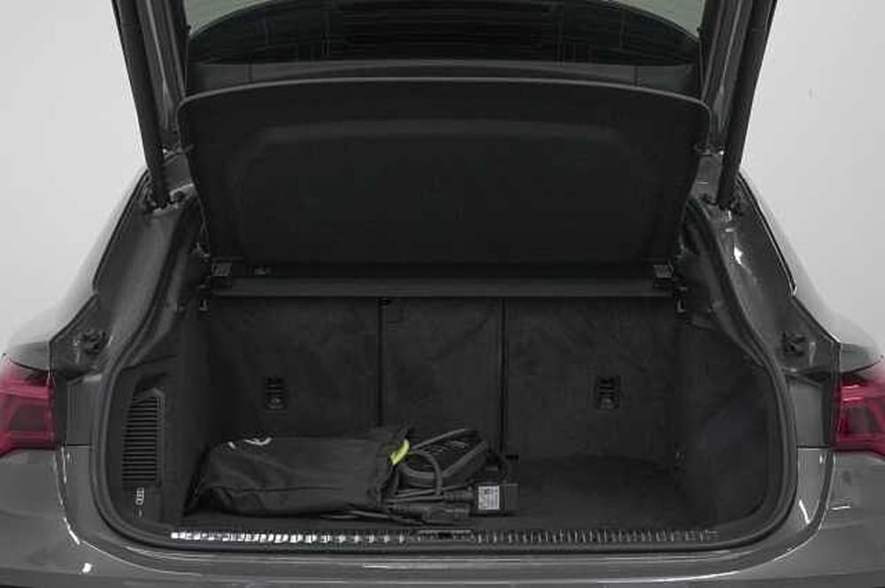 Audi Q3 Sportback usata a Como (10)