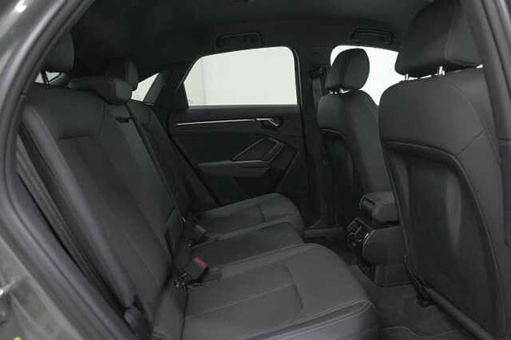 Audi Q3 Sportback usata a Como (9)
