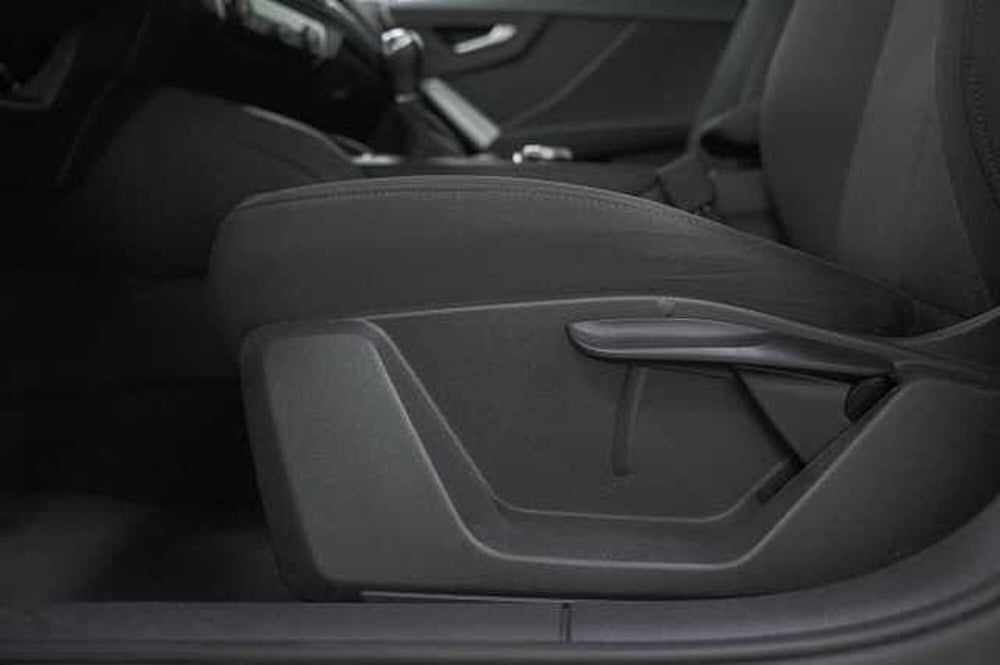 Audi Q2 usata a Como (17)
