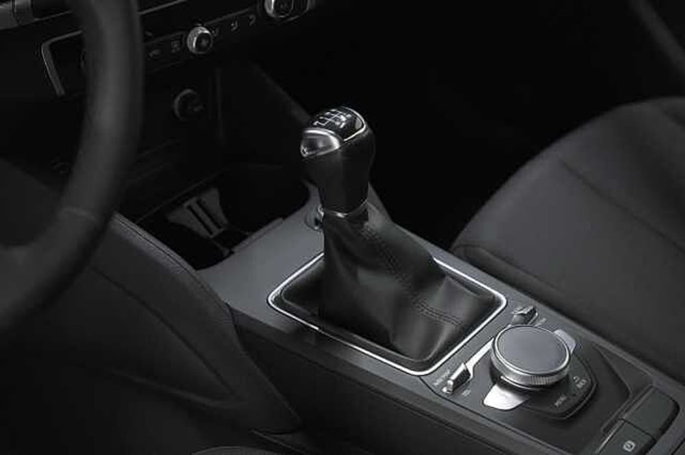 Audi Q2 usata a Como (18)