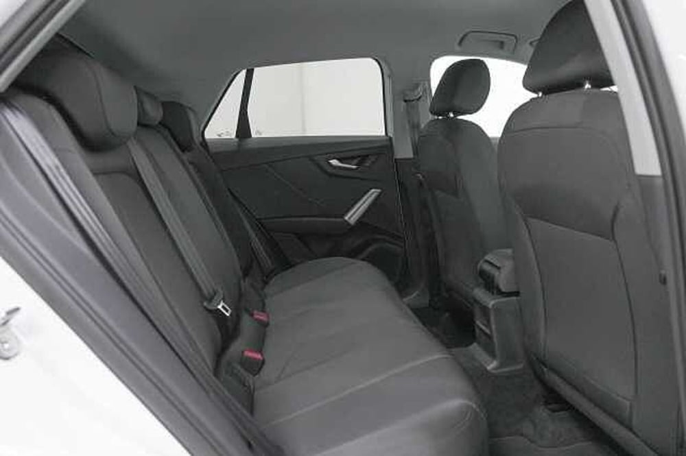 Audi Q2 usata a Como (9)