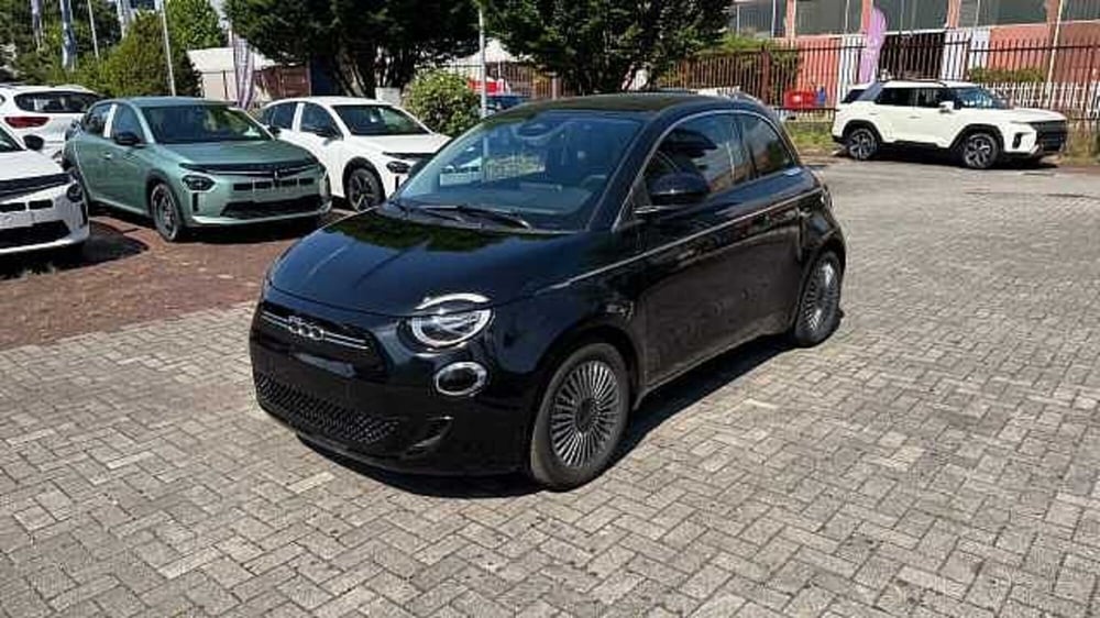 Fiat 500e nuova a Milano