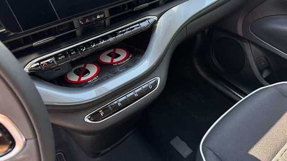 Fiat 500e nuova a Milano (15)