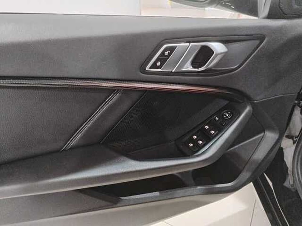BMW Serie 1 usata a Lecce (6)